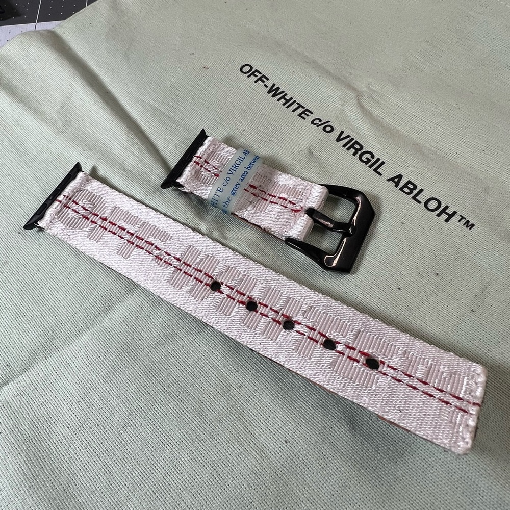 Off-White Mini Industrial Belt White Apple Watch Strap/Band Classic Buc…